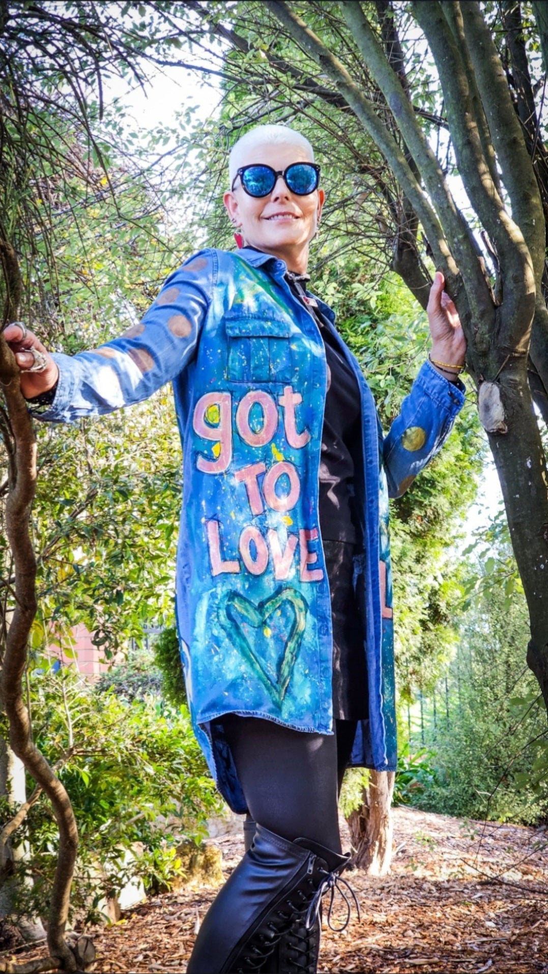'GOT TO LOVE PLAIN DENIM- REALLY!-THIS WAS PLAIN??'